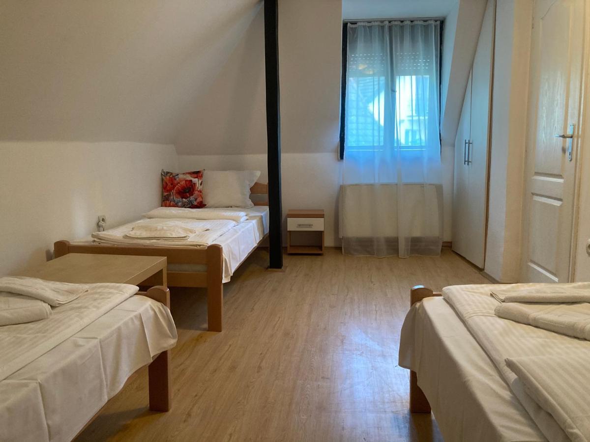 Feketić B&B Villa Pipacs المظهر الخارجي الصورة